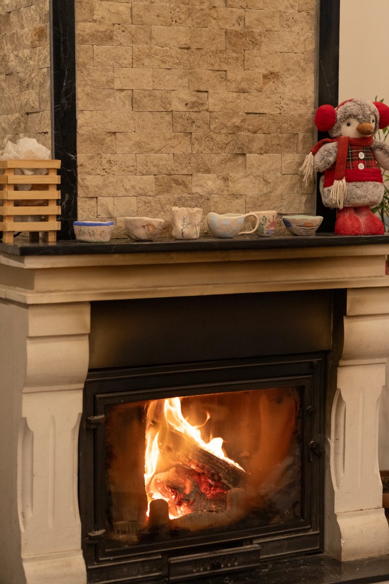 Filifu Cafe’de Şömine Önünde Akşam Yemeği Keyfi