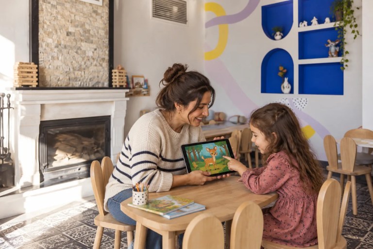 Netflix Türkiye’de Popüler Çocuk İçerikleri: Yararları ve Riskleri